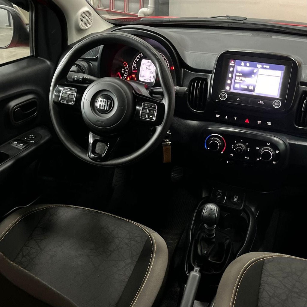 Fiat Mobi Trekking 1.0 Flex (Impecável – Completo – Manual – Rodas de Liga)