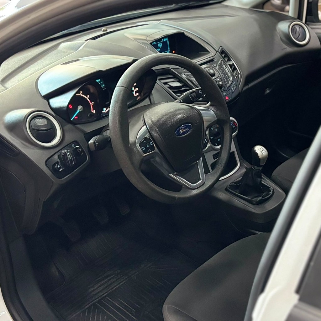 Ford Fiesta Sport Hatch 1.6 Flex 4P 5M (Impecável – Manual – Baixa Km)