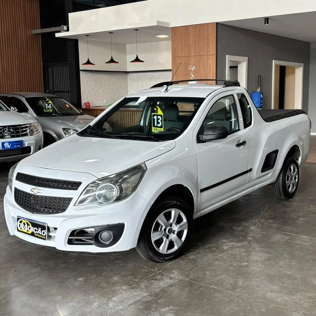 Chevrolet Montana LS 1.4 Flex 2P (Completa – Manual)
