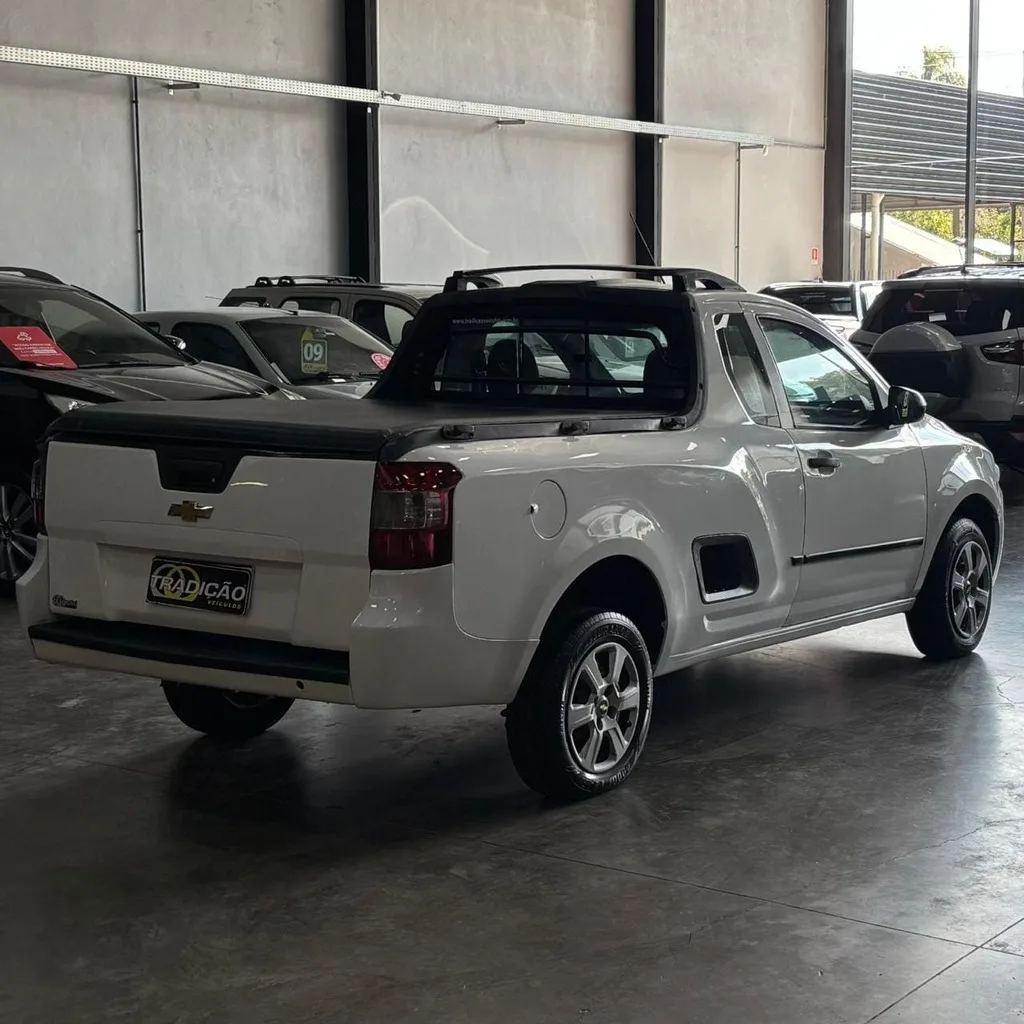 Chevrolet Montana LS 1.4 Flex 2P (Completa – Manual)