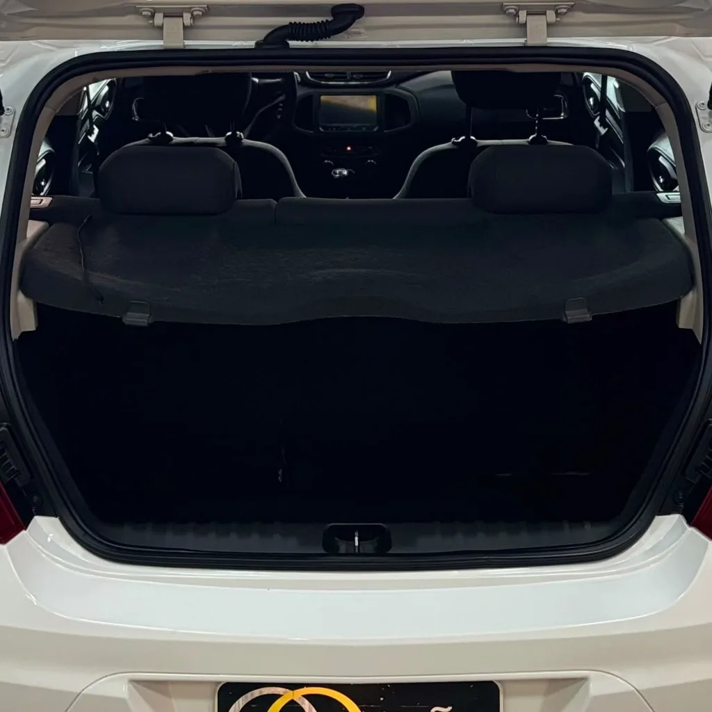 Chevrolet Onix LTZ 1.4 Flex (Impecável – Manual – Roda de Liga)