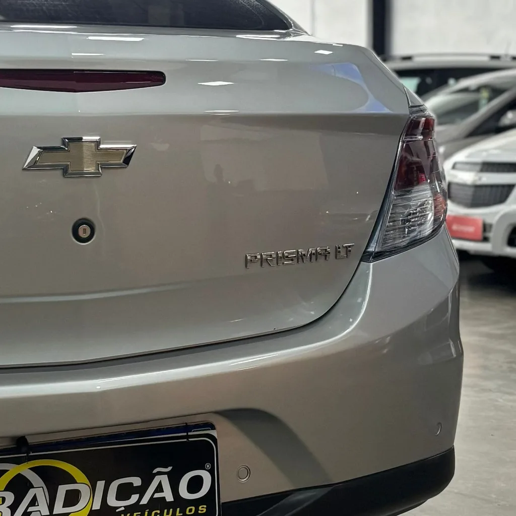 Chevrolet Prisma Lt Flex 1.4 8v (Manual 5M – Completo)