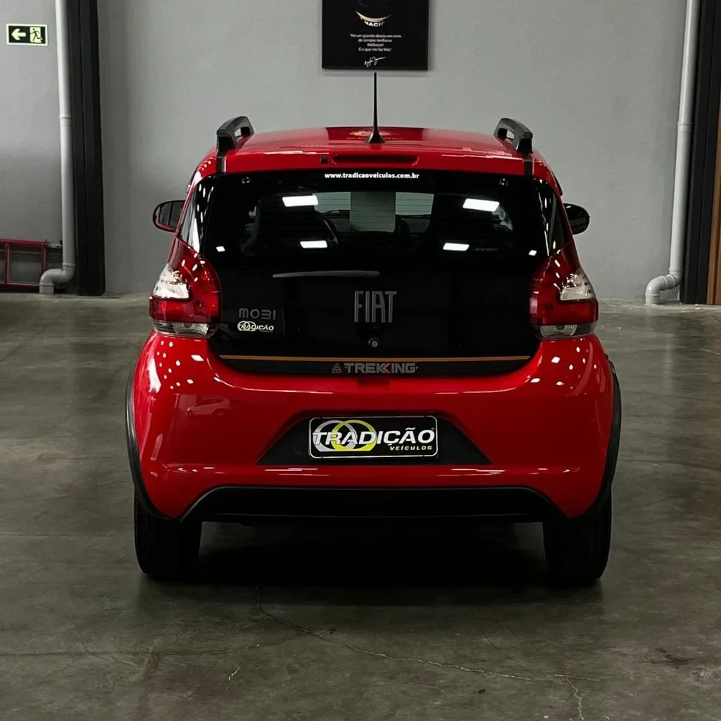 Fiat Mobi Trekking 1.0 Flex (Impecável – Completo – Manual – Rodas de Liga)