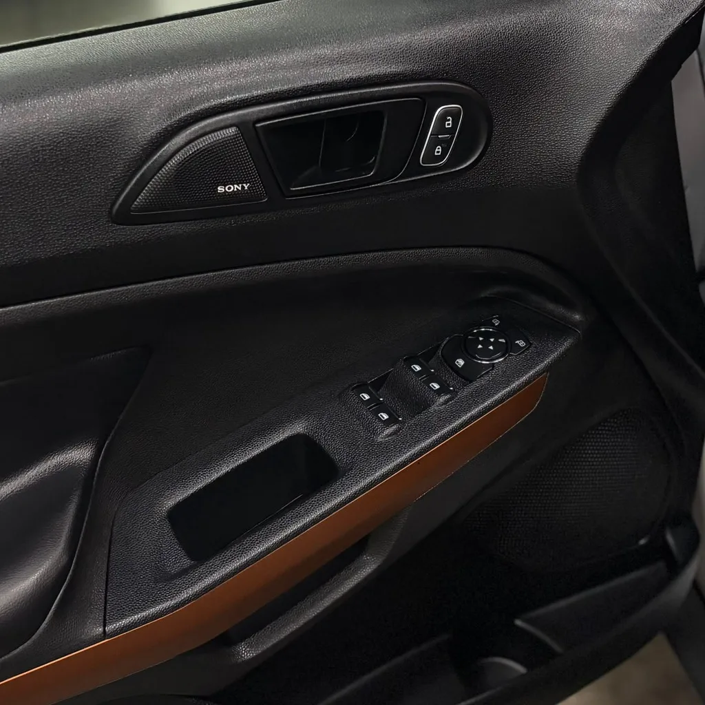 Ford Ecosport Storm 2.0 4wd (Aut – Bancos em Couro – Teto Solar – Top de Linha)