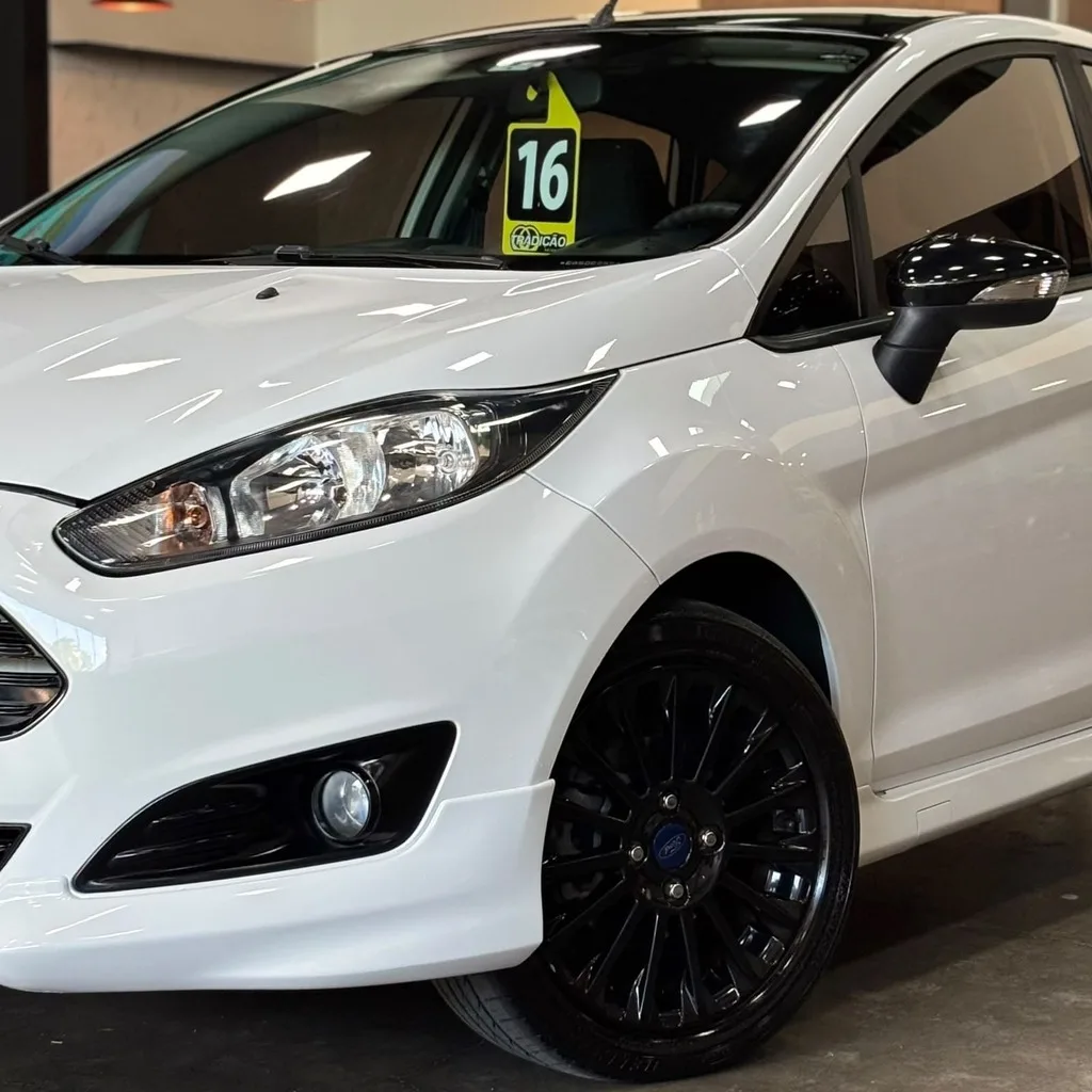 Ford Fiesta Sport Hatch 1.6 Flex 4P 5M (Impecável – Manual – Baixa Km)