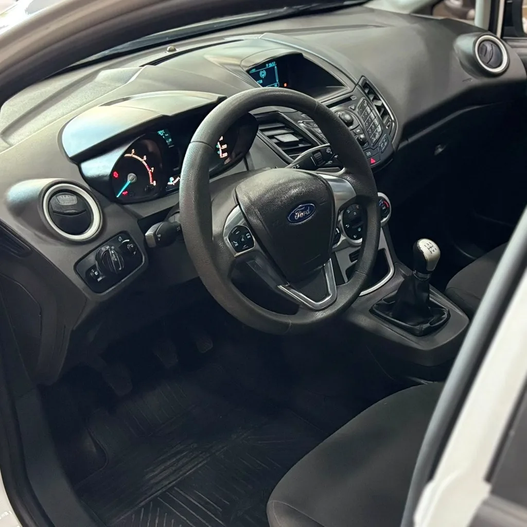 Ford Fiesta Sport Hatch 1.6 Flex 4P 5M (Impecável – Manual – Baixa Km)