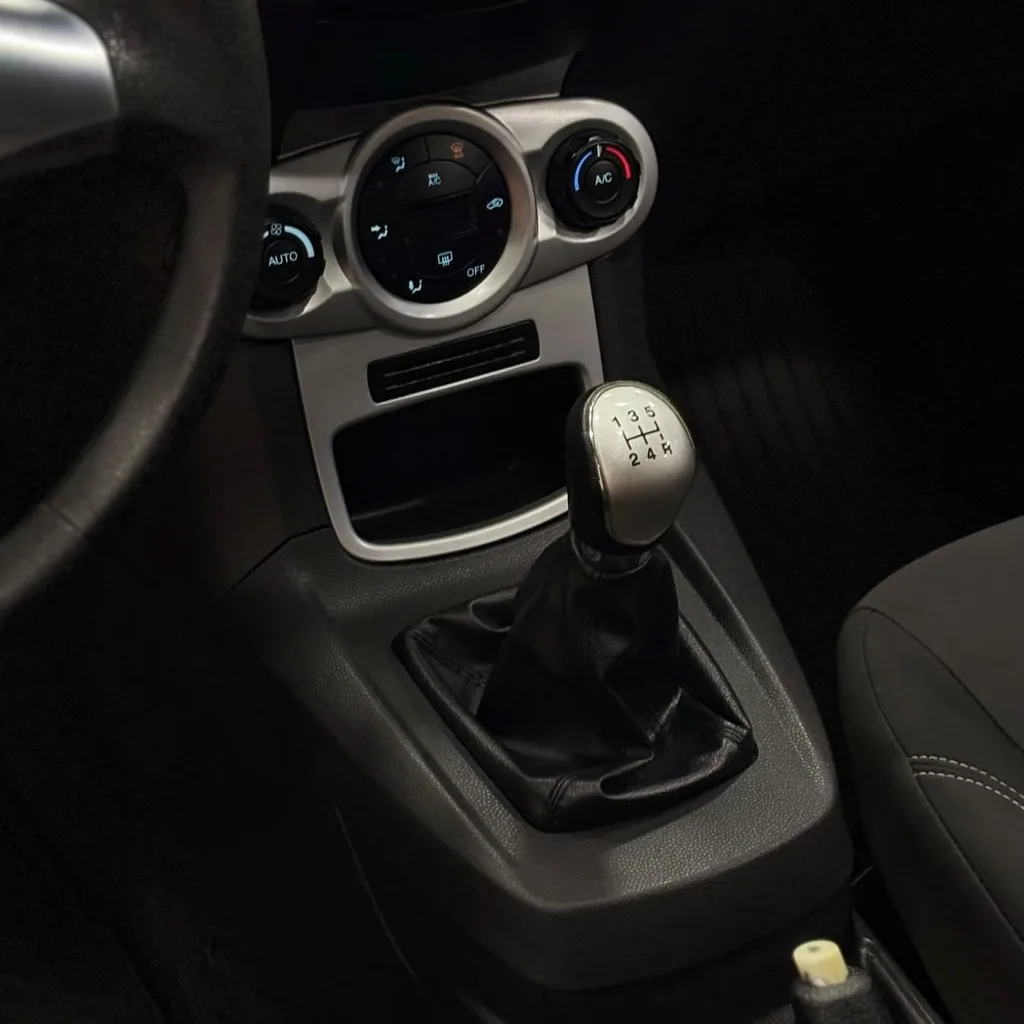 Ford Fiesta Sport Hatch 1.6 Flex 4P 5M (Impecável – Manual – Baixa Km)