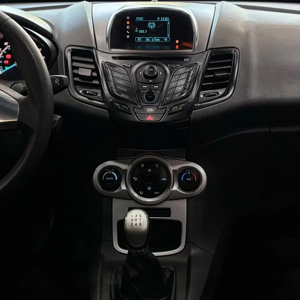 Ford Fiesta Sport Hatch 1.6 Flex 4P 5M (Impecável – Manual – Baixa Km)