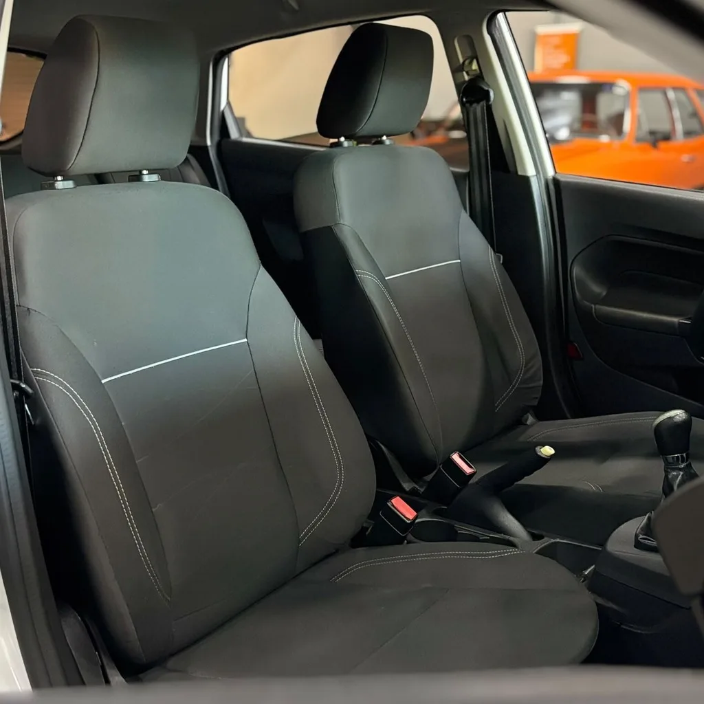 Ford Fiesta Sport Hatch 1.6 Flex 4P 5M (Impecável – Manual – Baixa Km)