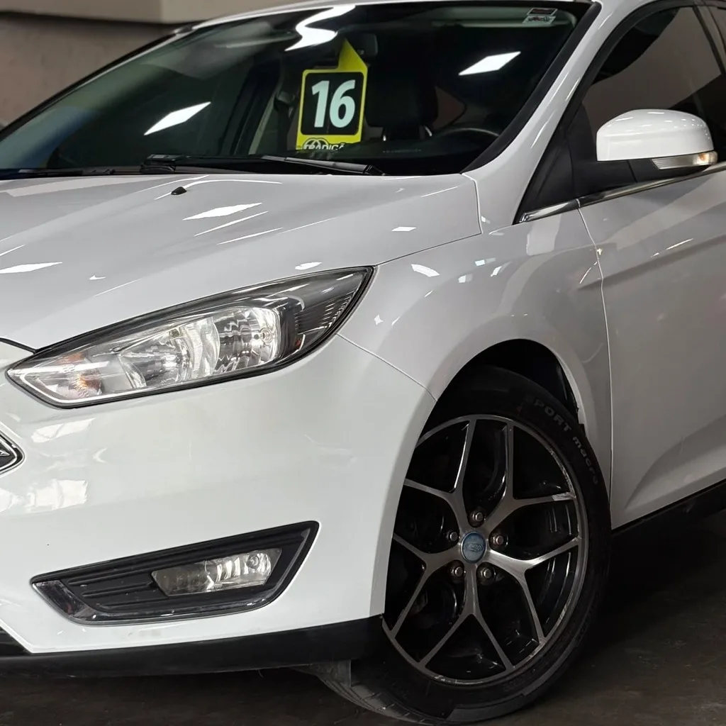 Ford Focus Titanium 2.0 Flex (Impecável – Top de Linha – Todo revisado)