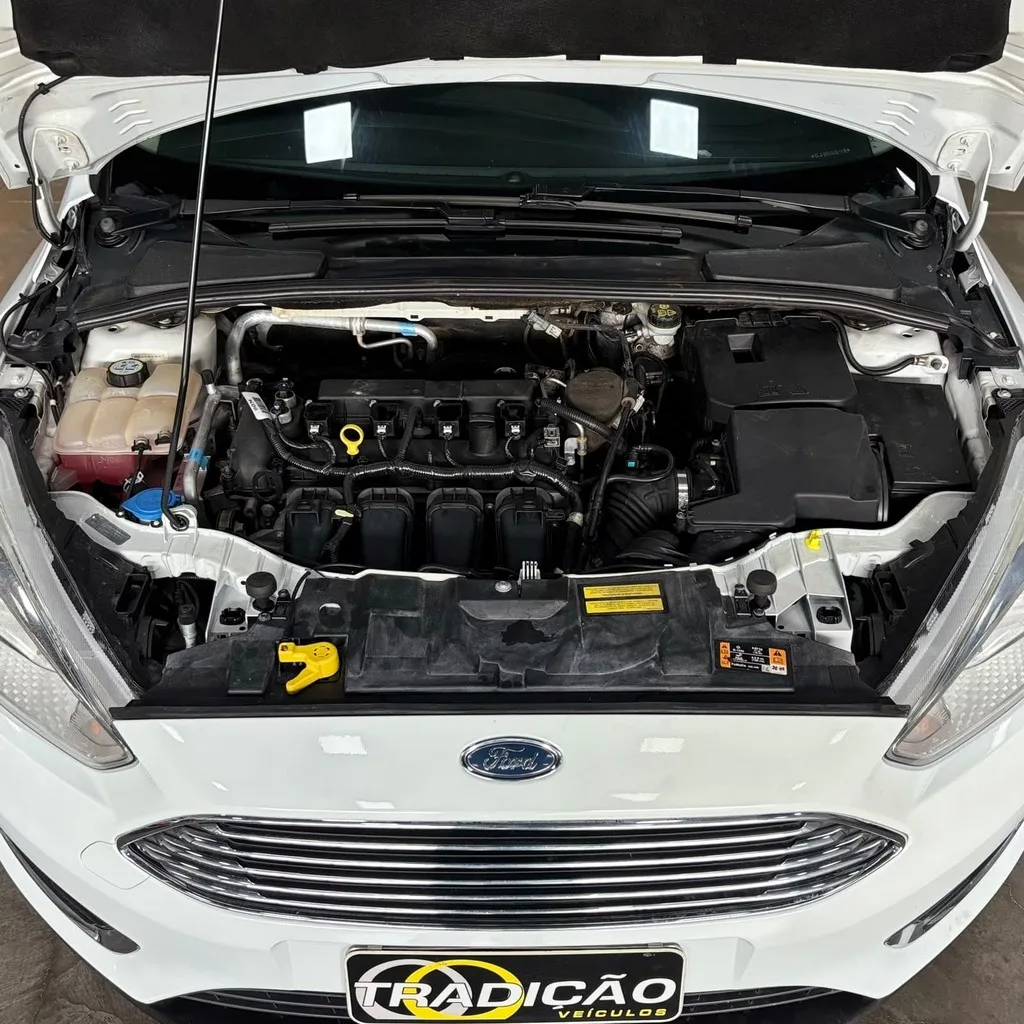 Ford Focus Titanium 2.0 Flex (Impecável – Top de Linha – Todo revisado)