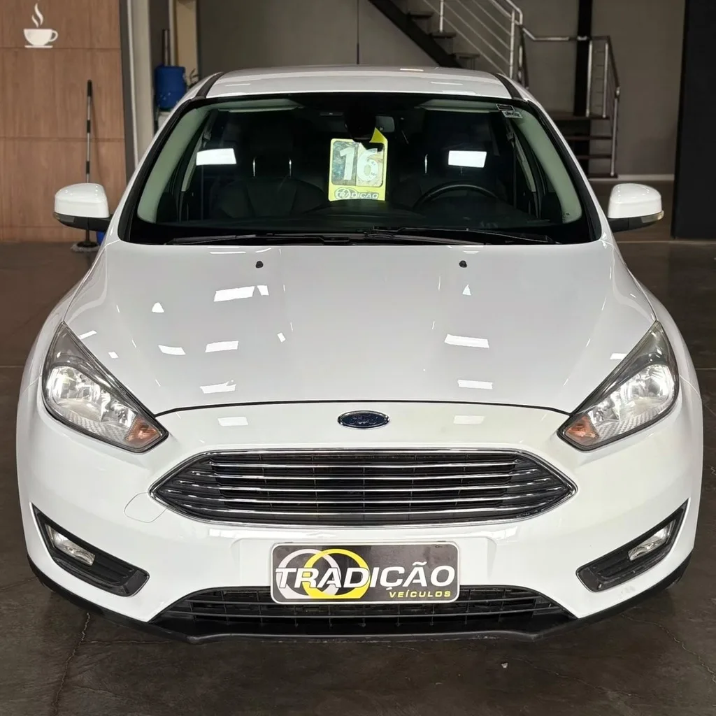 Ford Focus Titanium 2.0 Flex (Impecável – Top de Linha – Todo revisado)