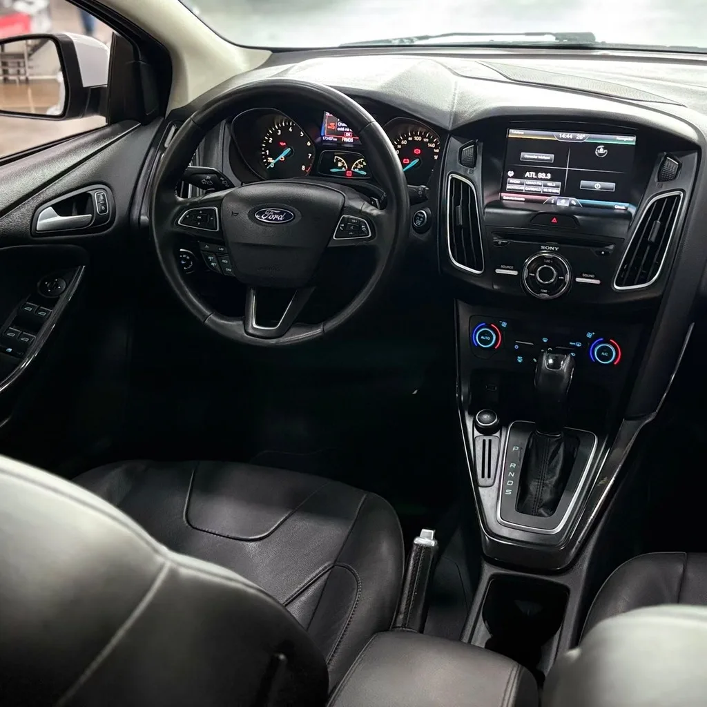 Ford Focus Titanium 2.0 Flex (Impecável – Top de Linha – Todo revisado)