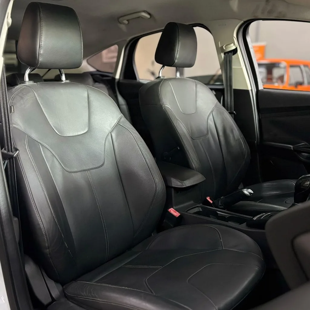 Ford Focus Titanium 2.0 Flex (Impecável – Top de Linha – Todo revisado)