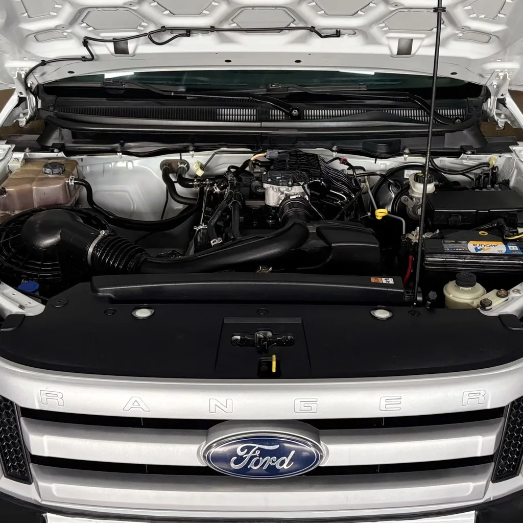Ford Ranger CS XLS 2.5 Flex (Impecável – Completa – Manual 5M)