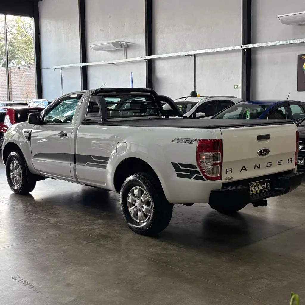Ford Ranger CS XLS 2.5 Flex (Impecável – Completa – Manual 5M)