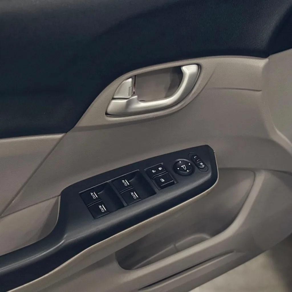 Honda Civic Lxr 2.0 Flex Aut (Impecável – Bancos em Couro – Roda de Liga)