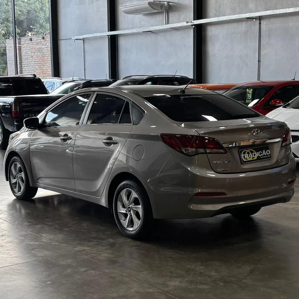 Hyundai Hb20s Comfort 1.6 Flex (Impecável – Manual 6M – Revisado)