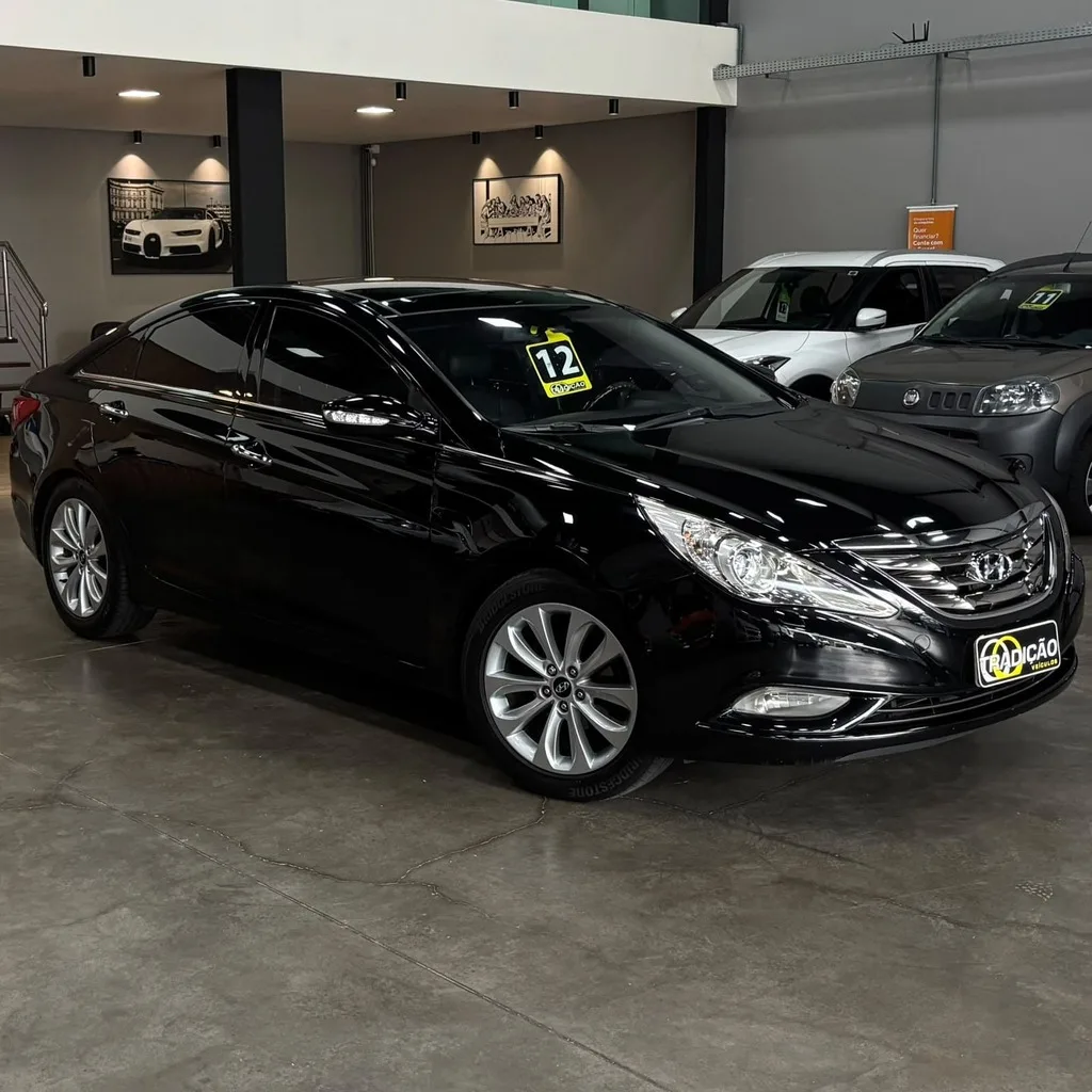 Hyundai Sonata GLS 2.4 Gasolina (Impecável – Único dono – Teto solar – Bancos em couro)