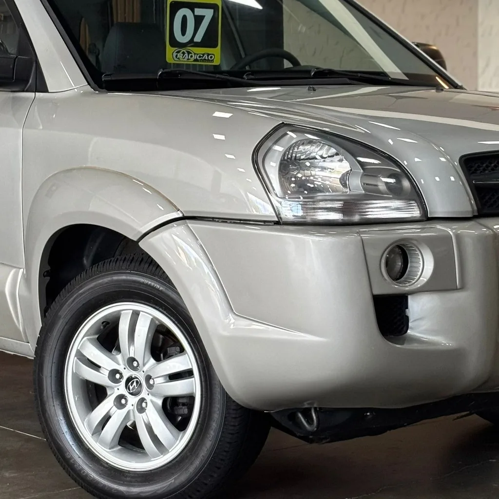 Hyundai Tucson GL 2.0 (Automática – Impecável)