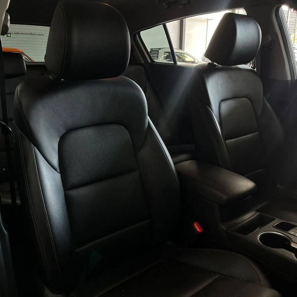 Kia Sportage EX 2.0 Flex (Impecável – Aut – Bancos em Couro – Rodas de Liga)