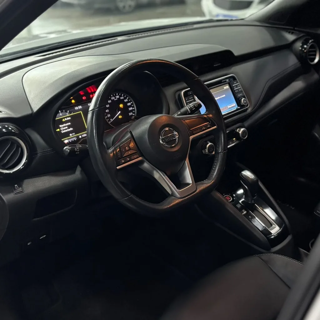 Nissan Kicks SL 1.6 Flex CVT (Impecável – Automática – Bancos em Couro)