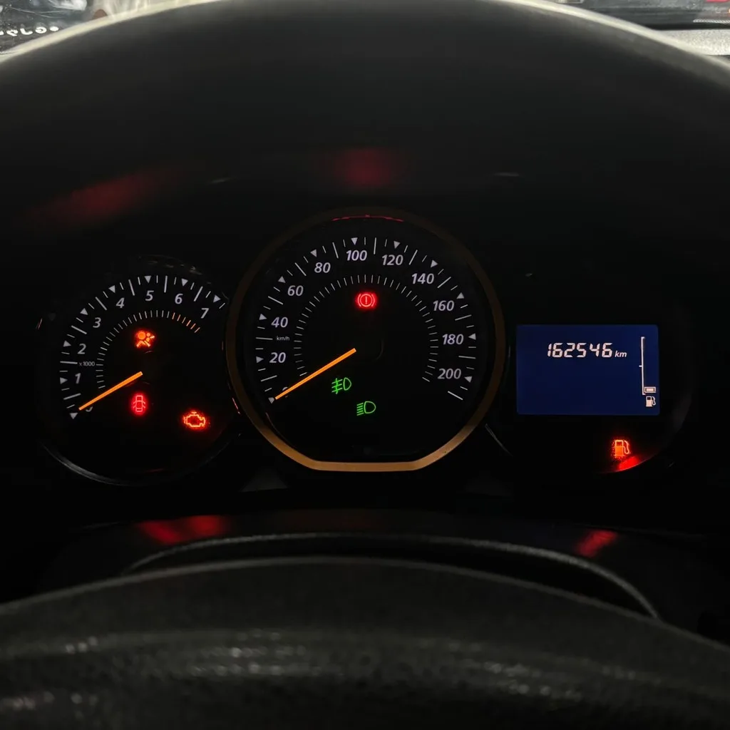 Sandero Stepway 1.6 (Impecável – Completo – Bancos de couro)