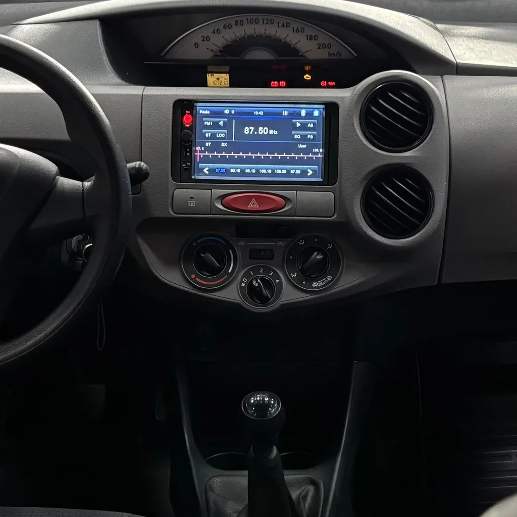 Toyota Etios Sedan X 1.5 Flex (Impecável – Manual – Ar e Direção)
