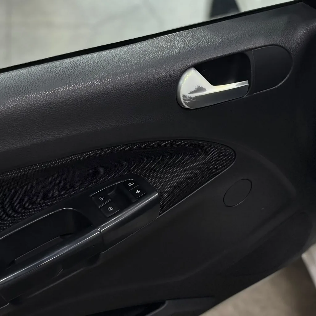 Volkswagen Gol Trendline 1.6 Flex ( Impecável – Completo)