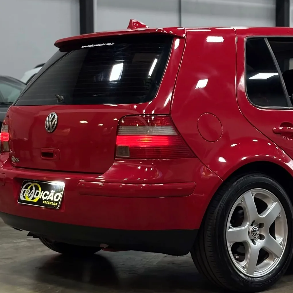 Volkswagen Golf Flash 1.6 Flex 5M (Impecável – Manual – Completo – Susp Ar)