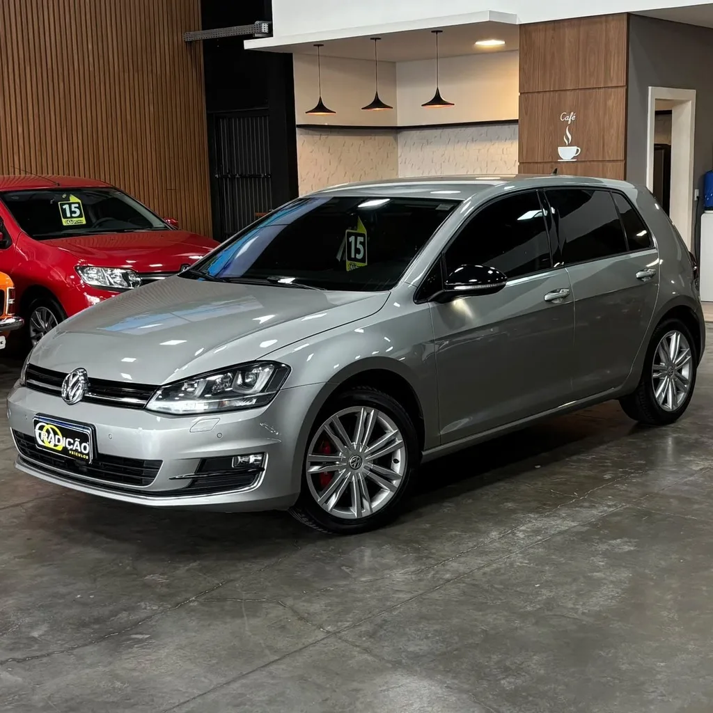 Volkswagen Golf Highline TSi 1.4 (Impecável – 100 Mil Km – Bancos em couro – Câmbio Aut)