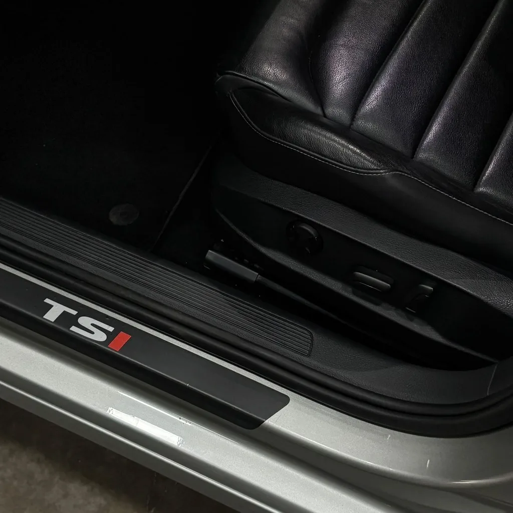 Volkswagen Golf Highline TSi 1.4 (Impecável – 100 Mil Km – Bancos em couro – Câmbio Aut)