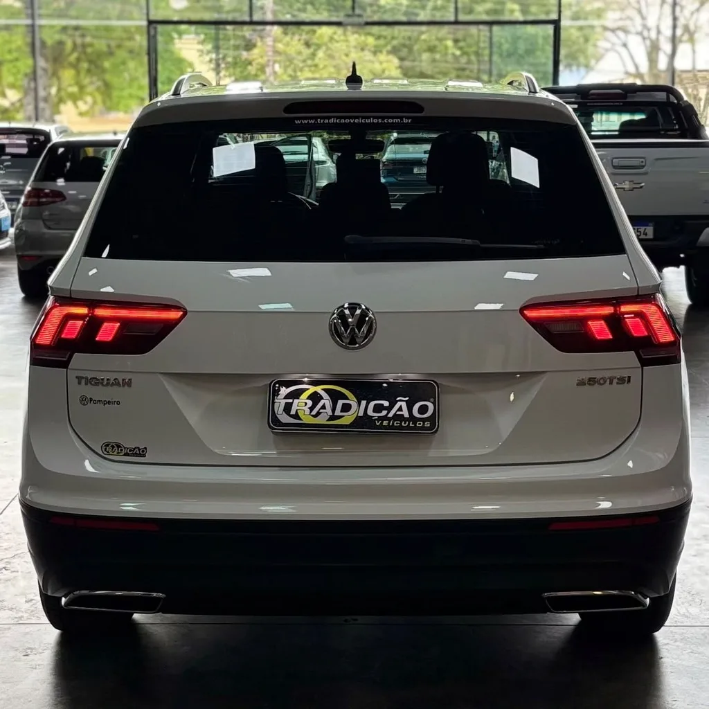 Volkswagen Tiguan Allspace TSi 1.4 Flex 250 (Impecável – 5 Lugares – Automática – Roda de Liga)