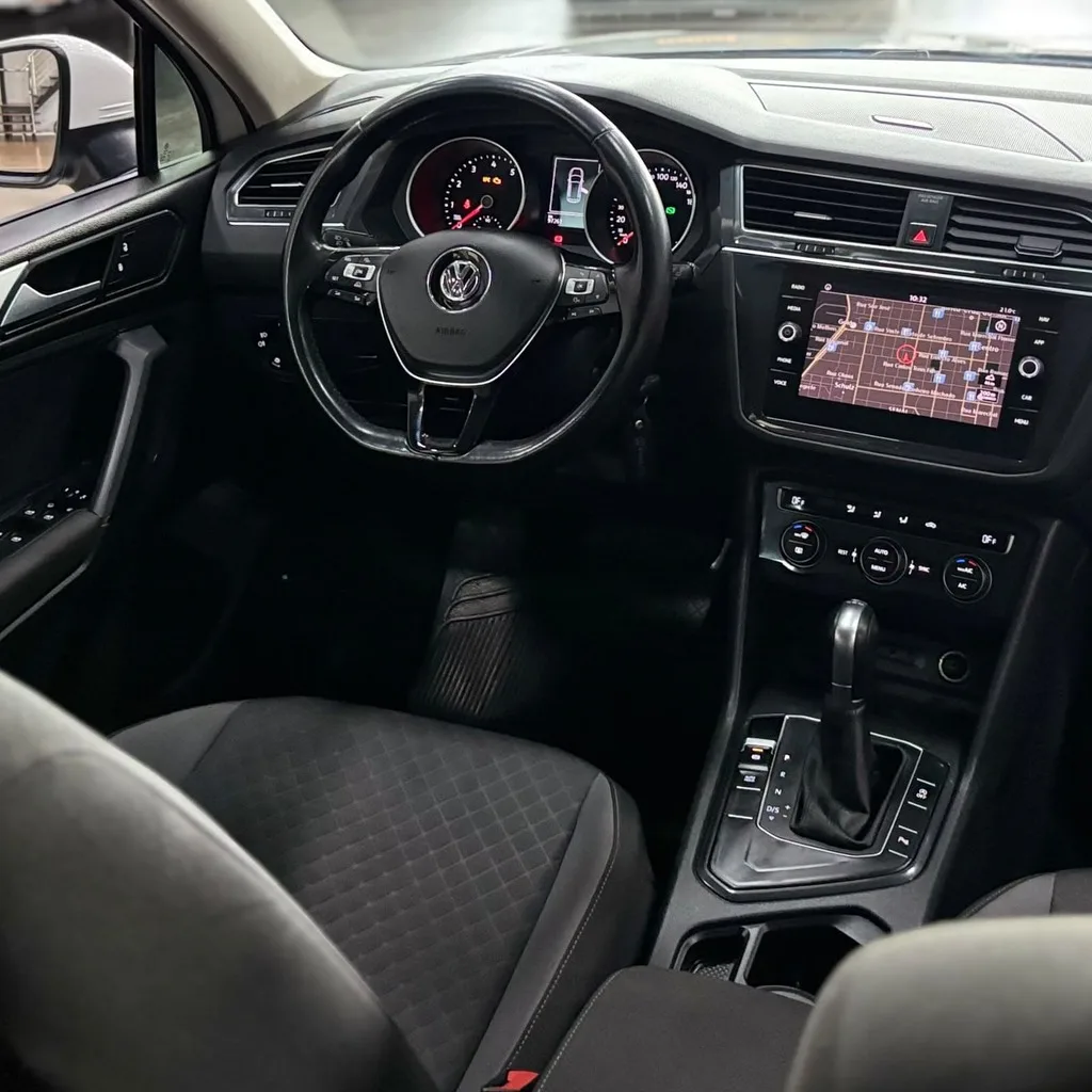 Volkswagen Tiguan Allspace TSi 1.4 Flex 250 (Impecável – 5 Lugares – Automática – Roda de Liga)