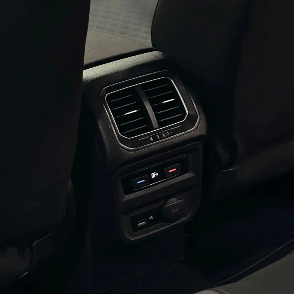 Volkswagen Tiguan Allspace TSi 1.4 Flex 250 (Impecável – 5 Lugares – Automática – Roda de Liga)